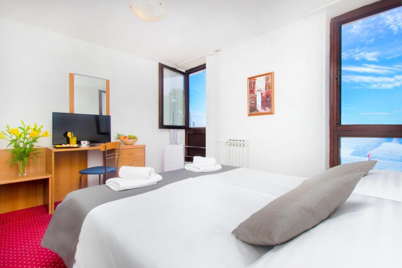 Hotel Jadran Šibenik Eksteriør billede