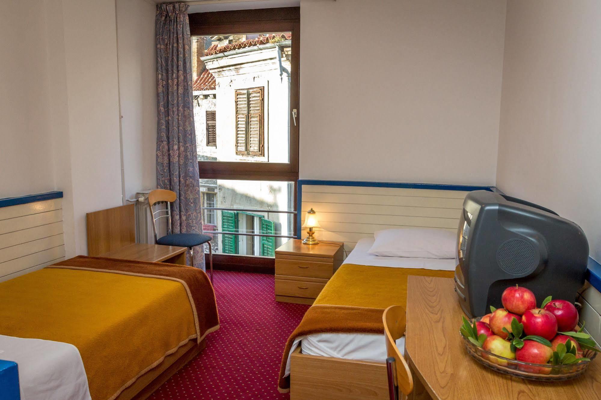 Hotel Jadran Šibenik Eksteriør billede